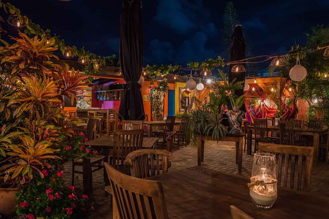 La Cantina
